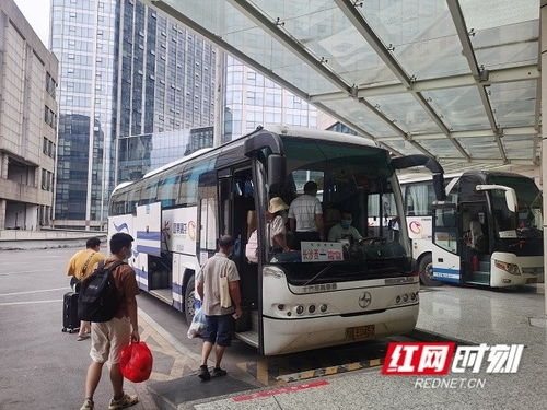 长沙恢复开往株洲湘潭客运班线，助力区域交通与经济复苏